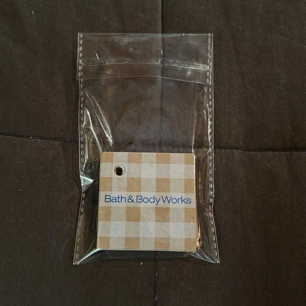 Bath & Body Works Small Cardboard Gingham Gift Tags